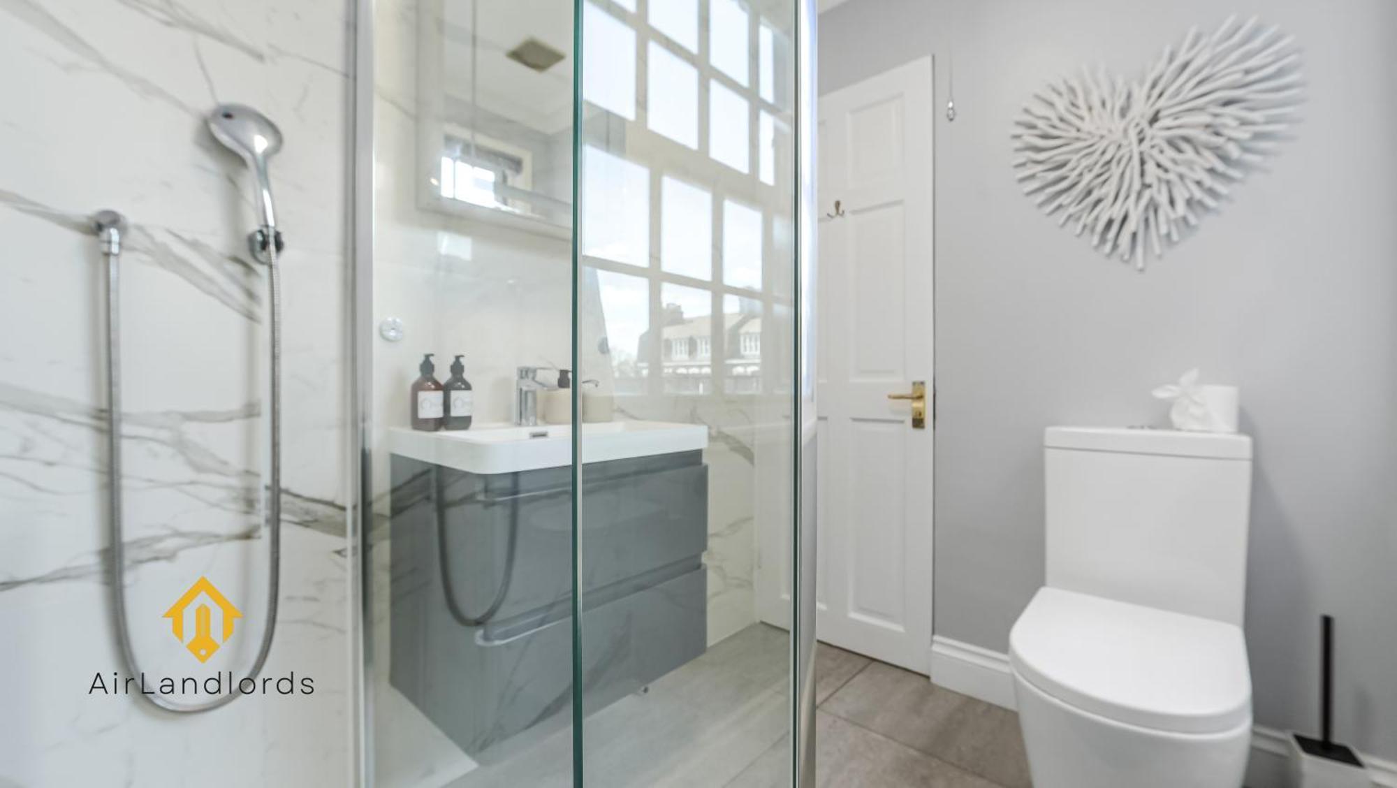 Exceptional 4 Bedroom House Paddington Station! London Exterior photo